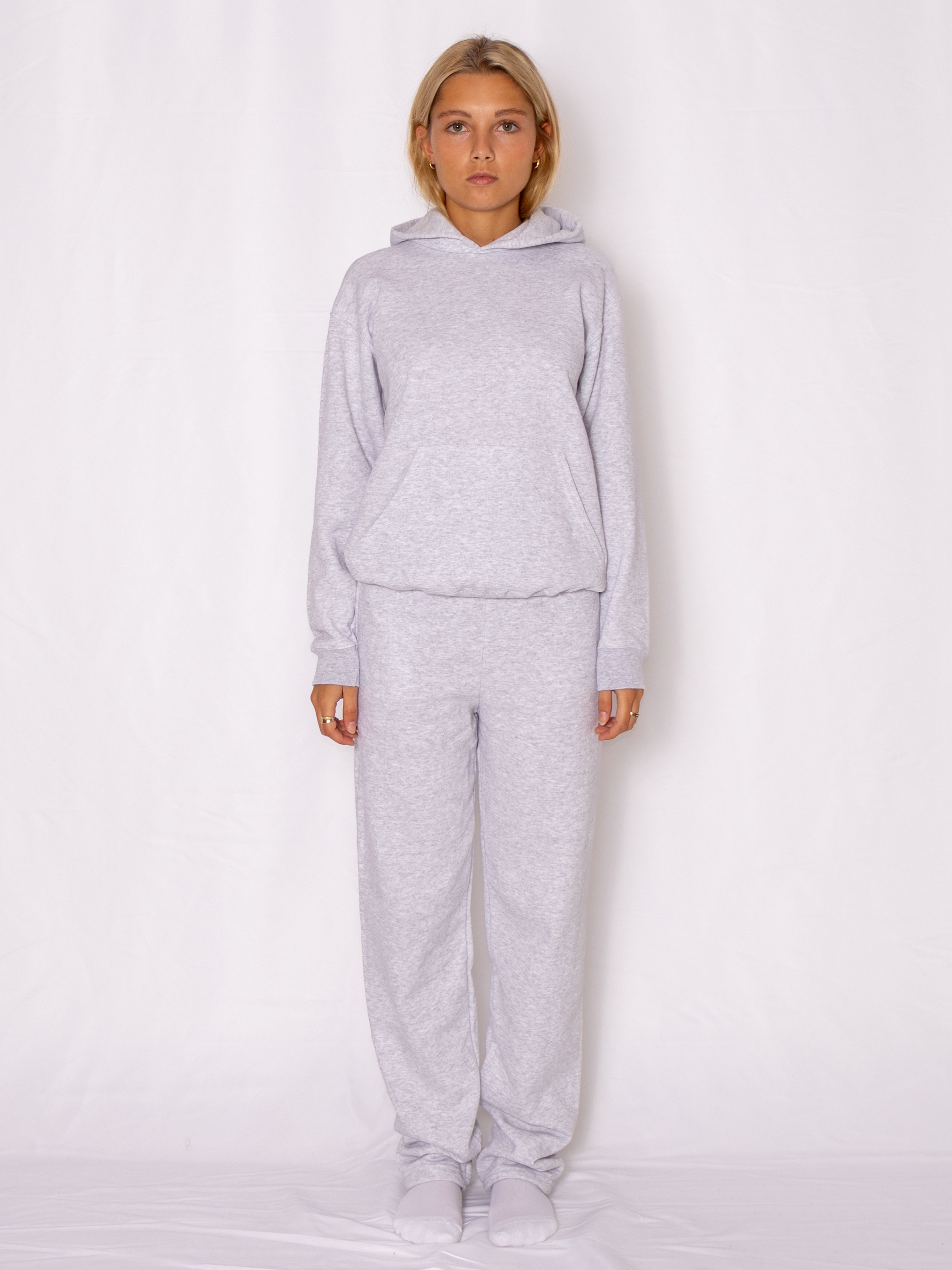 grey | 161 | S | women
