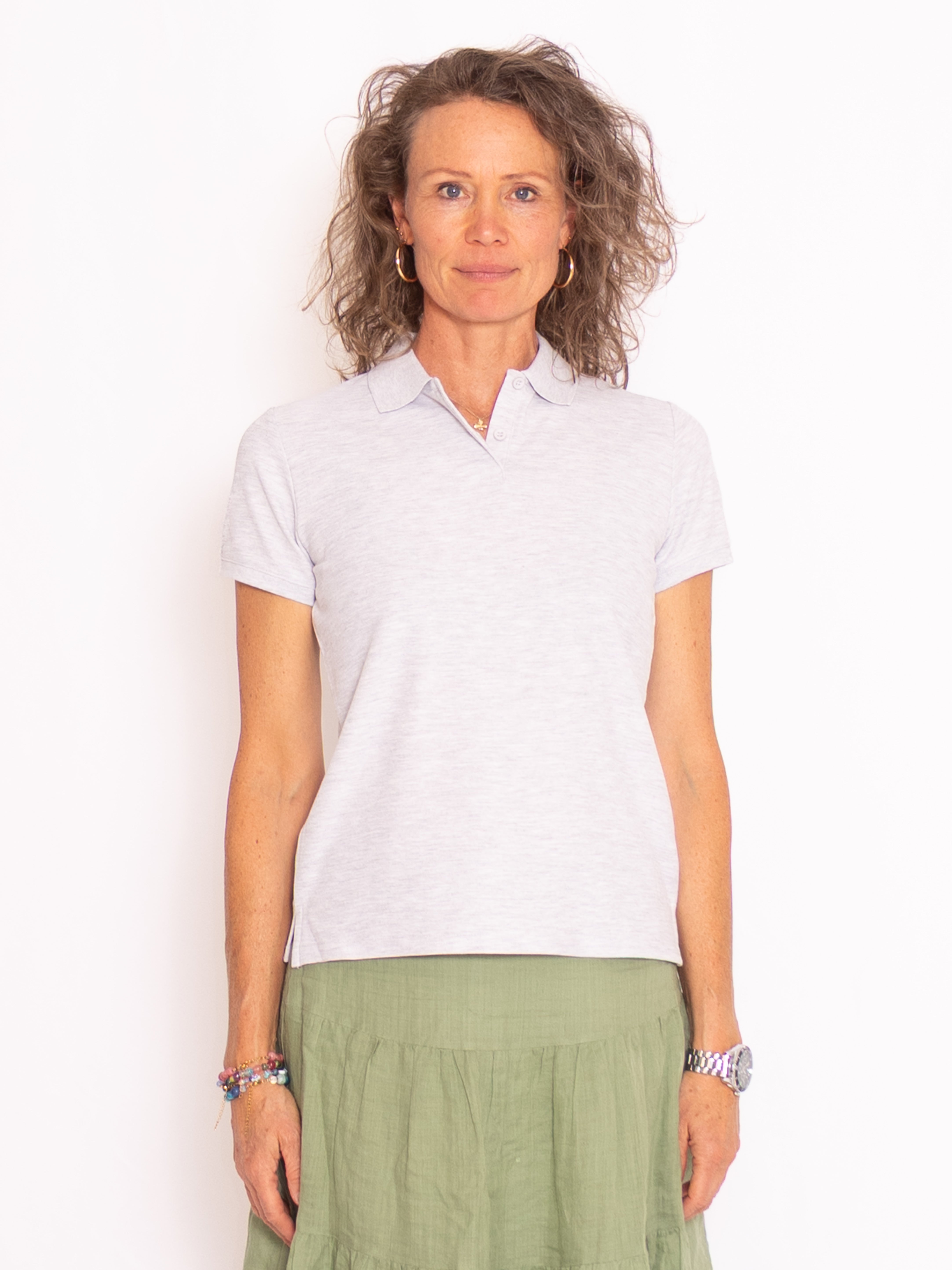 alt text | grey | 181 | M | women