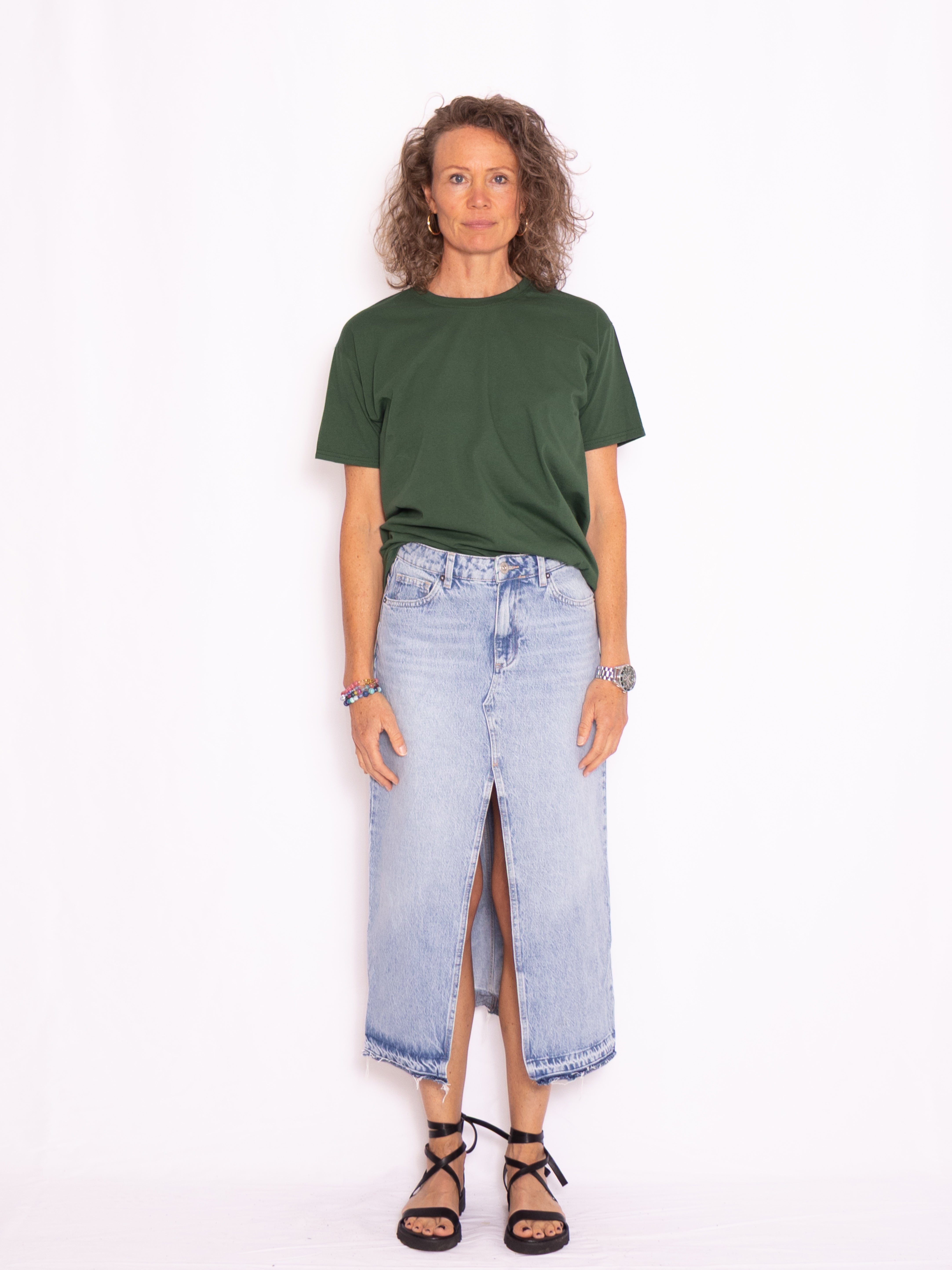 dark green